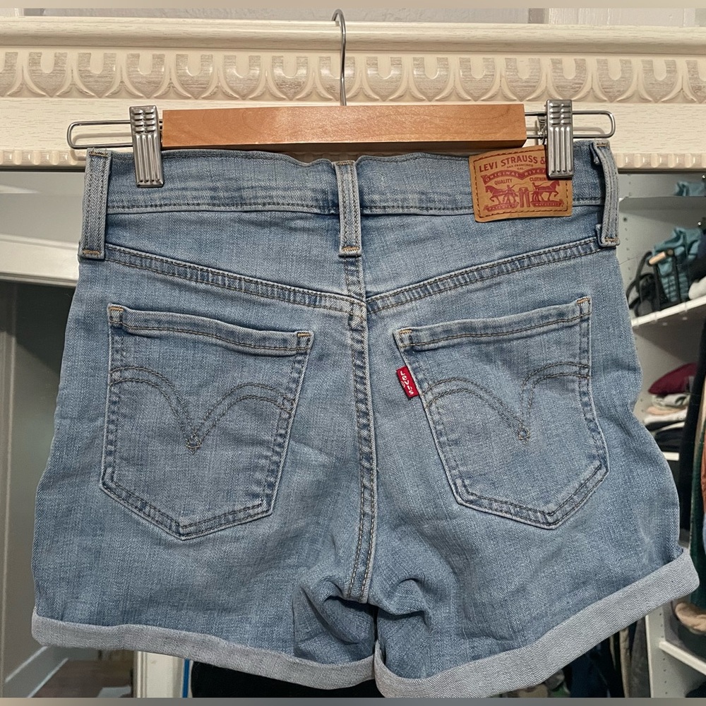 Levi shorts